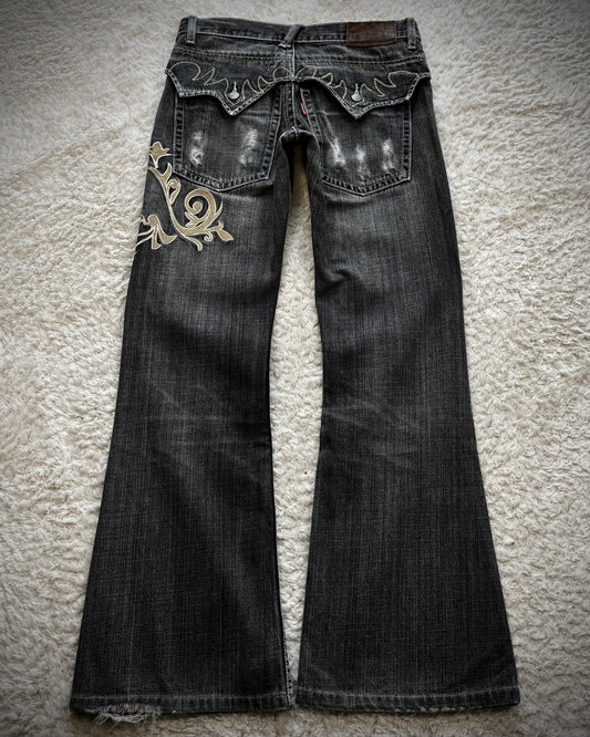 Tornado Mart Tribal Embroidery Spiral Flared Jeans