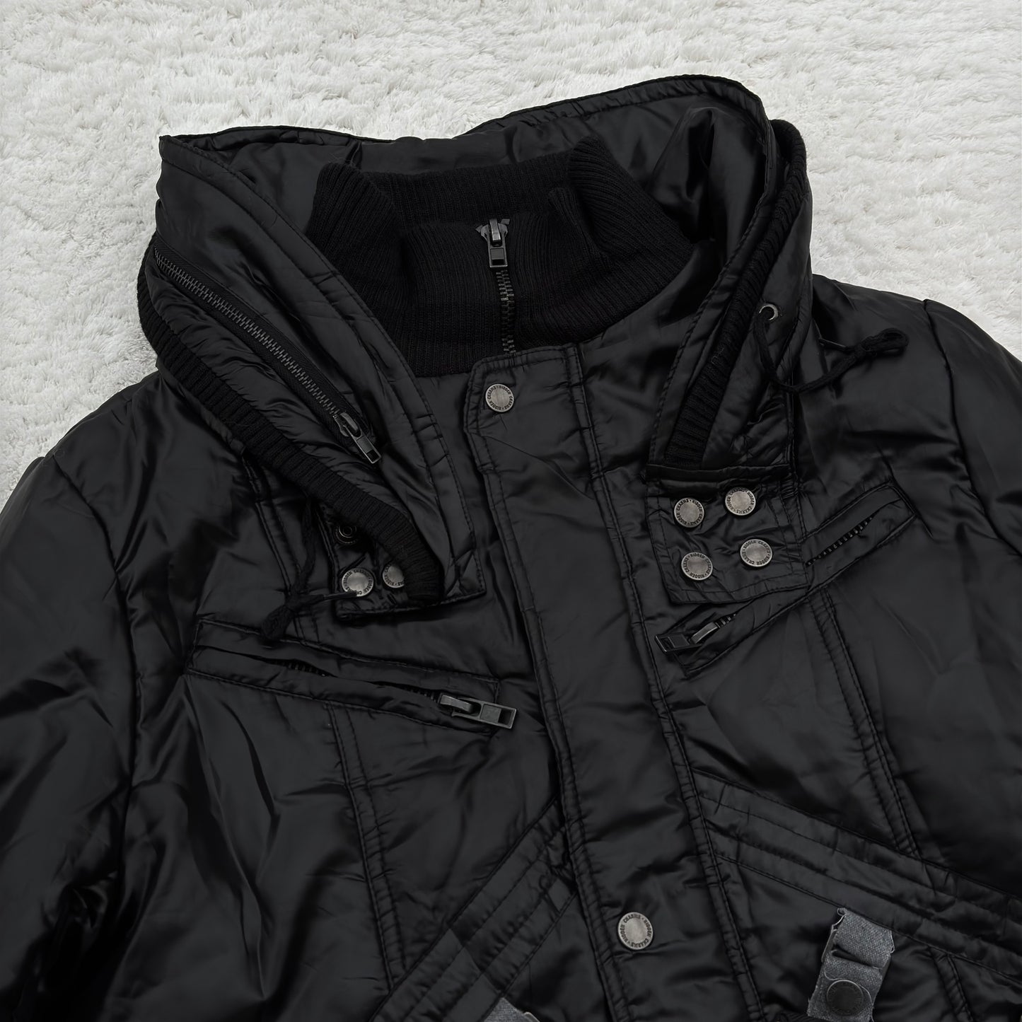 Hidden Charms Pilot Bono Jacket