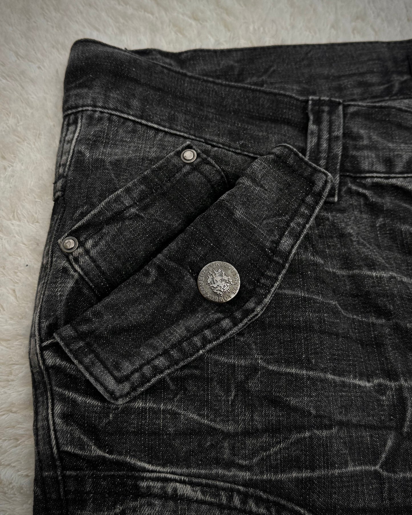 Lowbox Heavy Washed Flared Cargo Pants