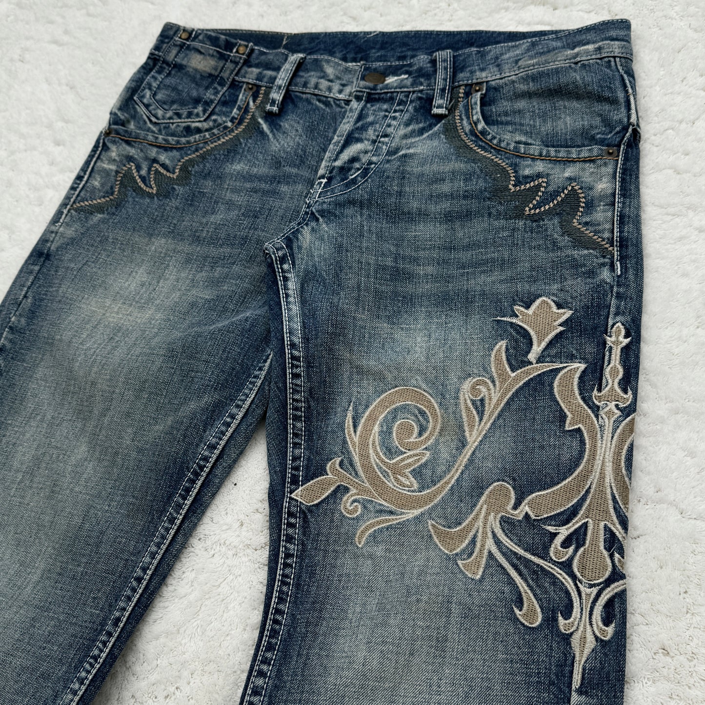 Tornado Mart "Tribal" Embroidery Flared Denim