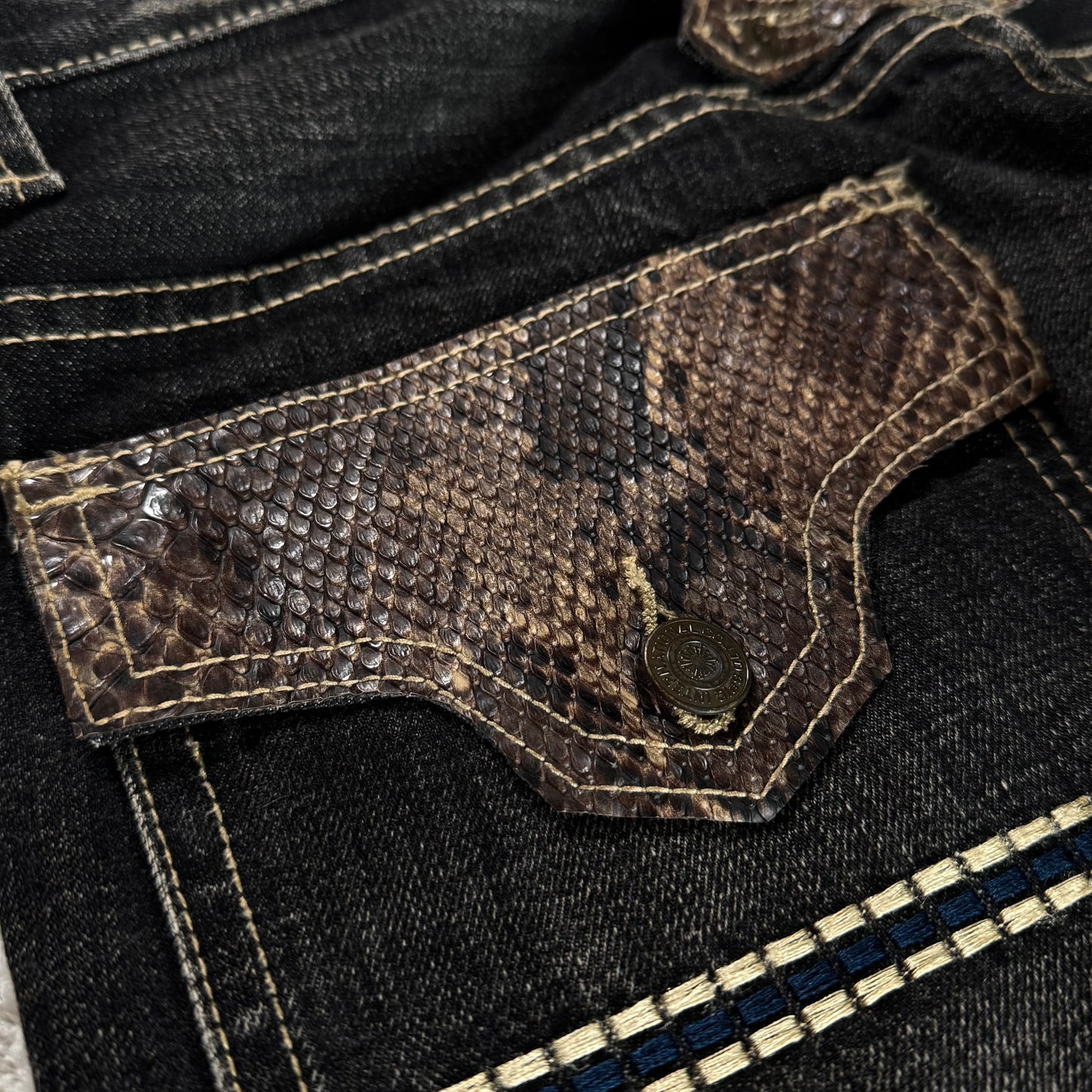 Tornado Mart Python Detailed Spiral Bootcut Jeans