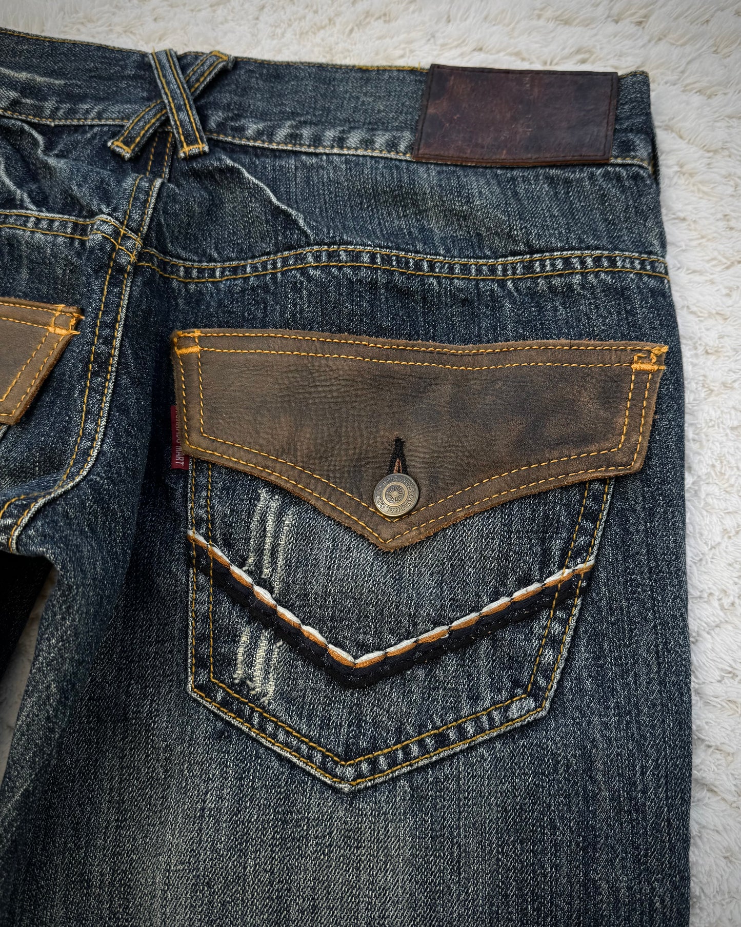 Tornado Mart Western Sword Knee Flared Jeans