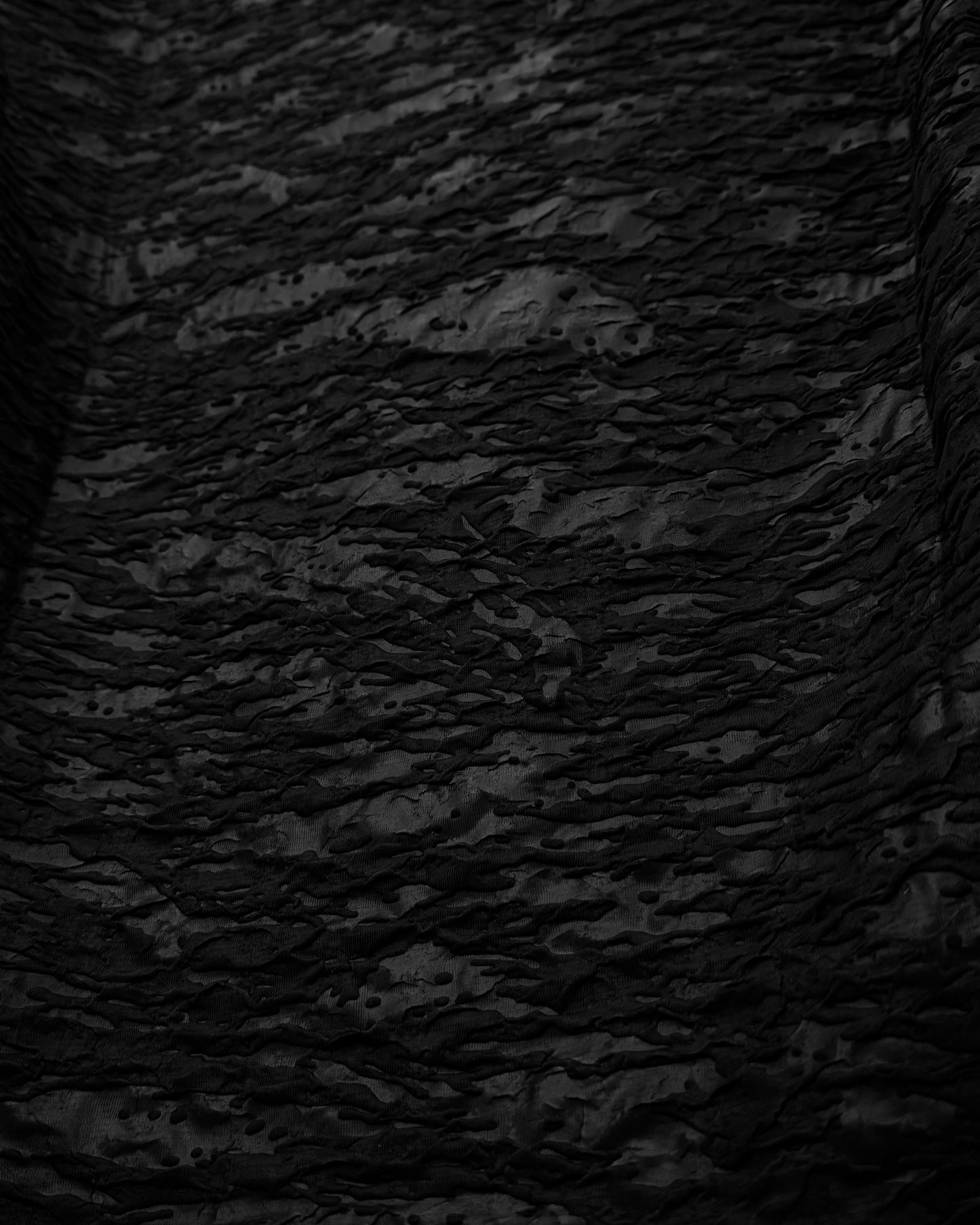 Tornado Mart Cracked Textured T-Shirt