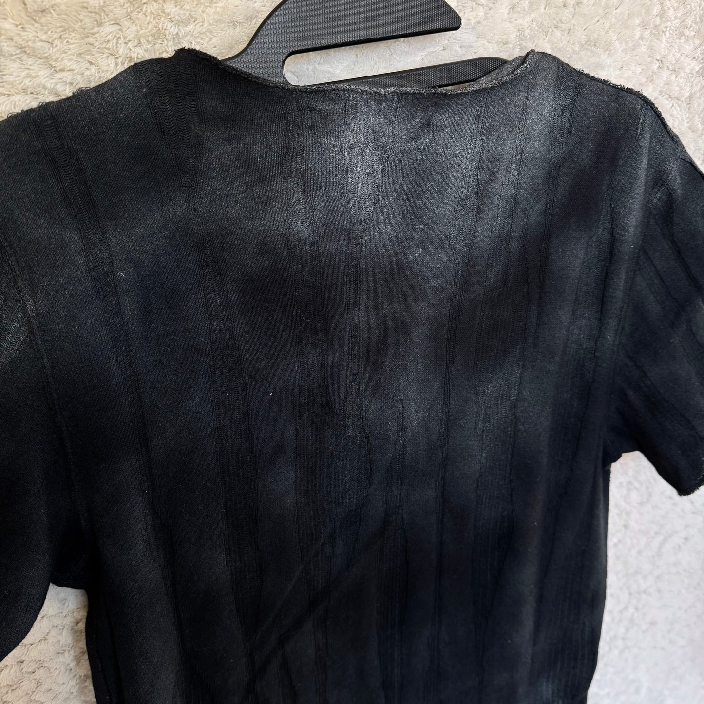 5351 Pour Les Hommes Midnight Fade Split V-neck T-Shirt