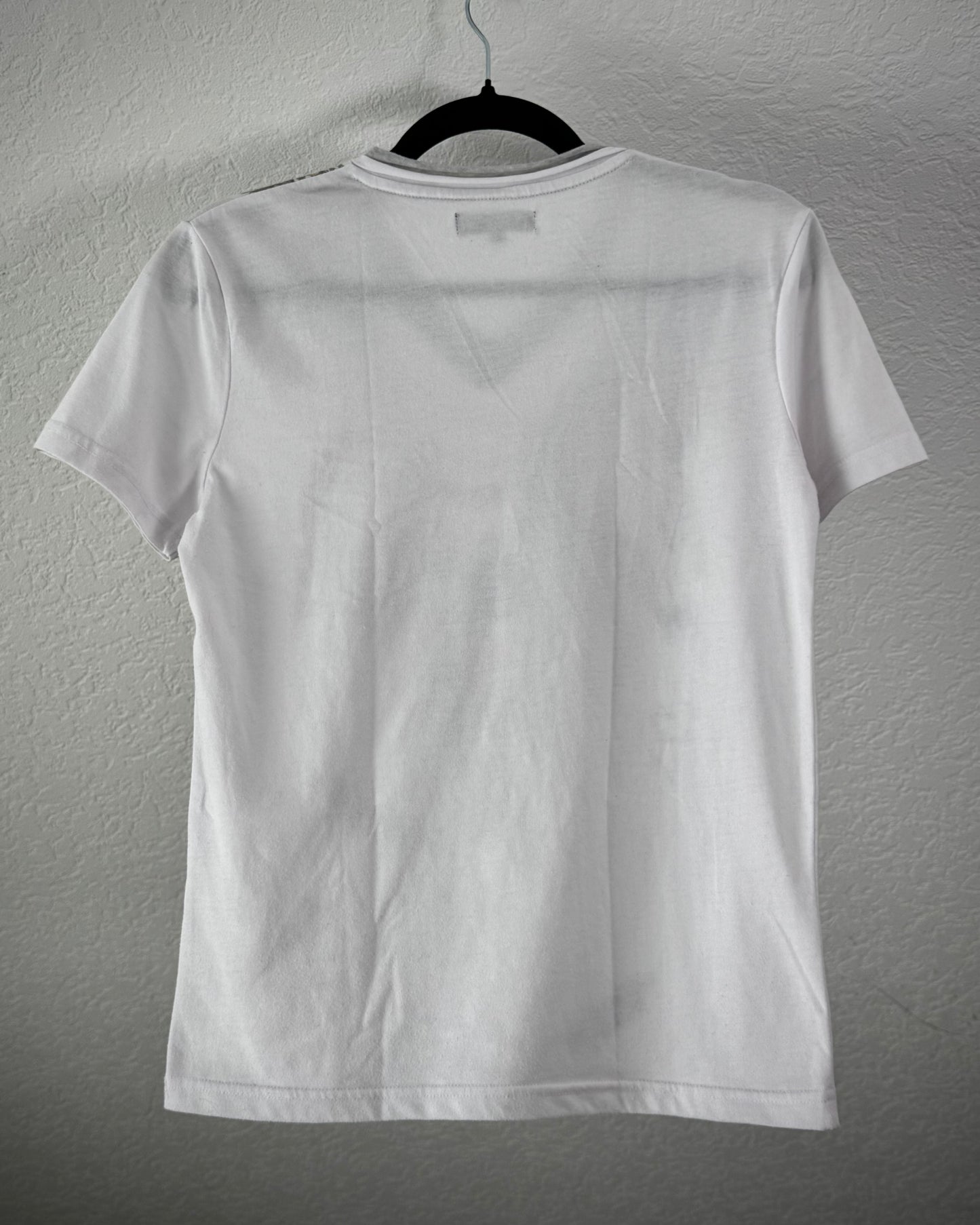 Semantic Design Tribe Feather Necklace T-Shirt
