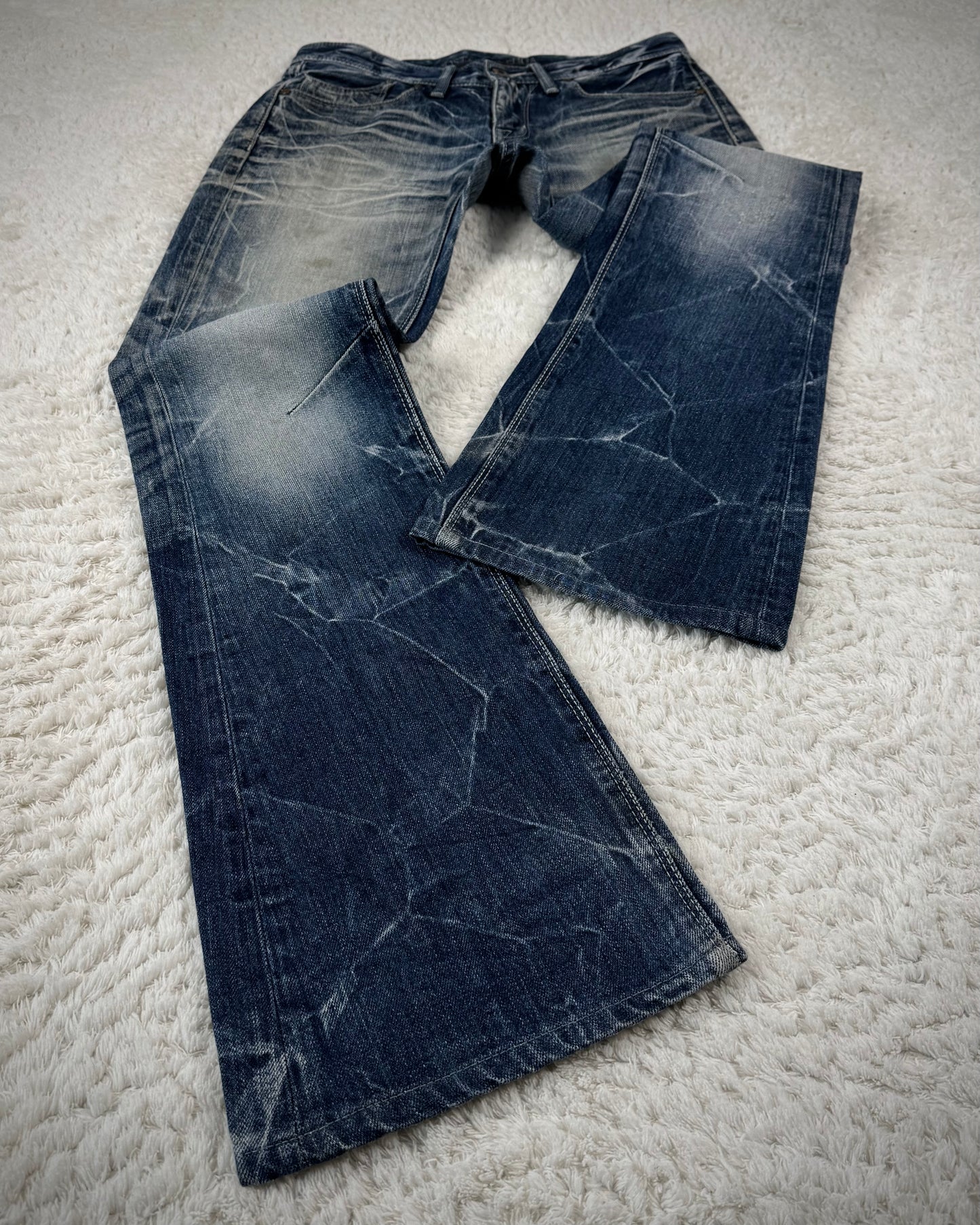 Fuga Whiskered Honeycomb Washed Snakeskin Flared Jeans