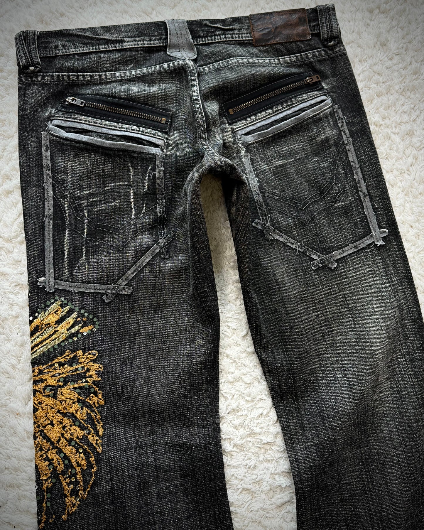 Tornado Mart Tribe Skull Embroidery Flared Jeans