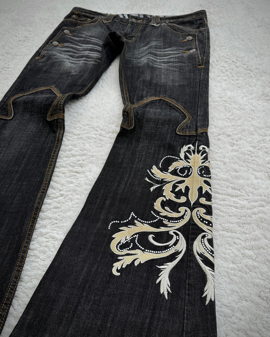 Tornado Mart Tribal Tattoo Embroidery Flared Denim