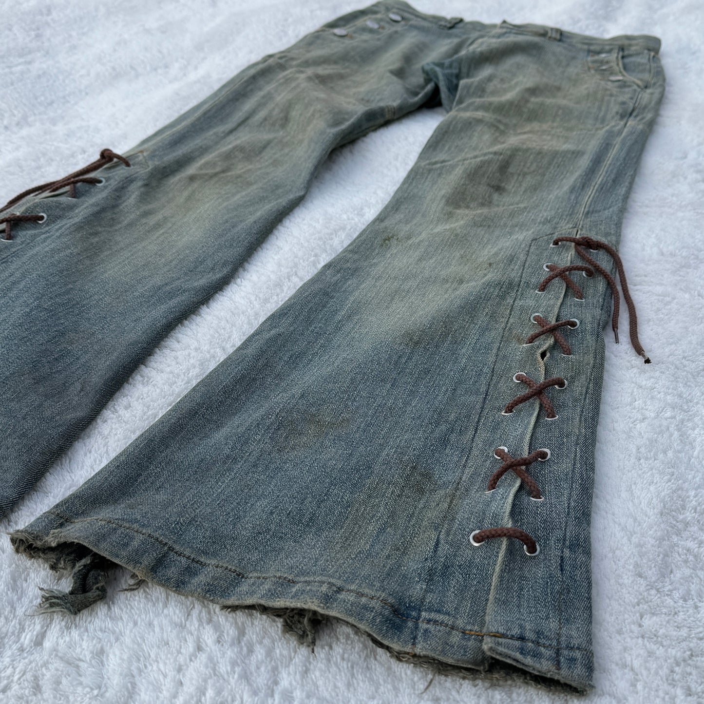 Tornado Mart Mud Washed Lace-Up Flared Jeans
