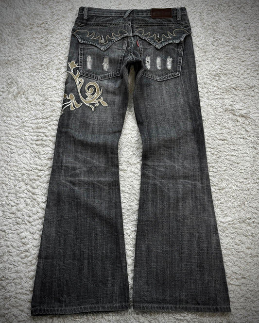 Tornado Mart Tribal Embroidery Spiral Flared Jeans