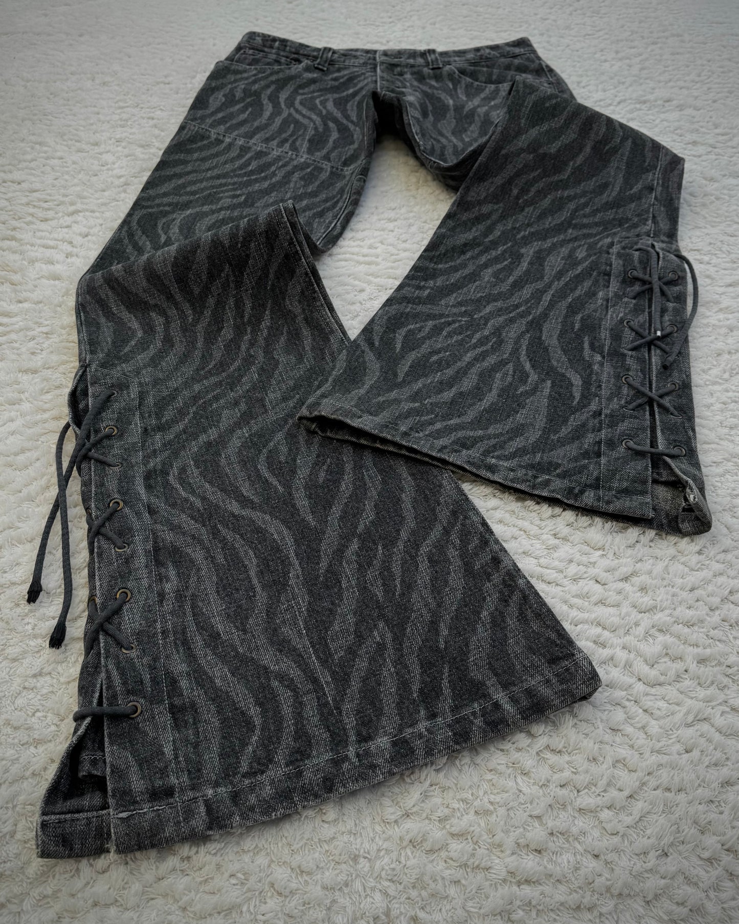 Tornado Mart Zebra Pattern Lace Up Flared Jeans
