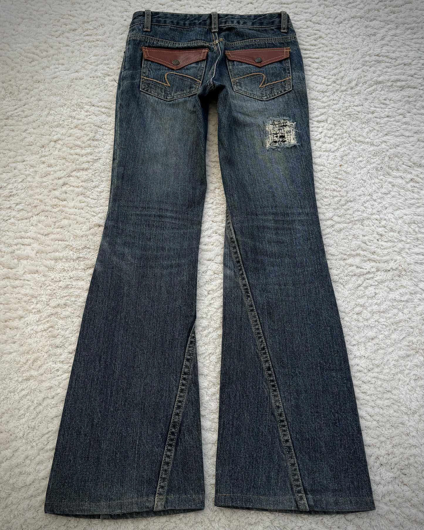 Elvence Repaired Western Spiral Flared Jeans