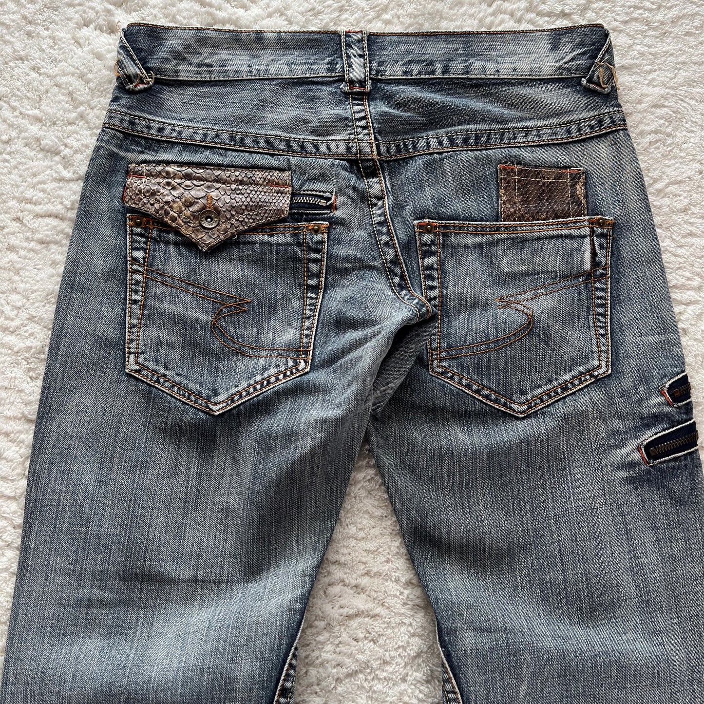 Semantic Design Zippered Python Detailed Flared Jeans