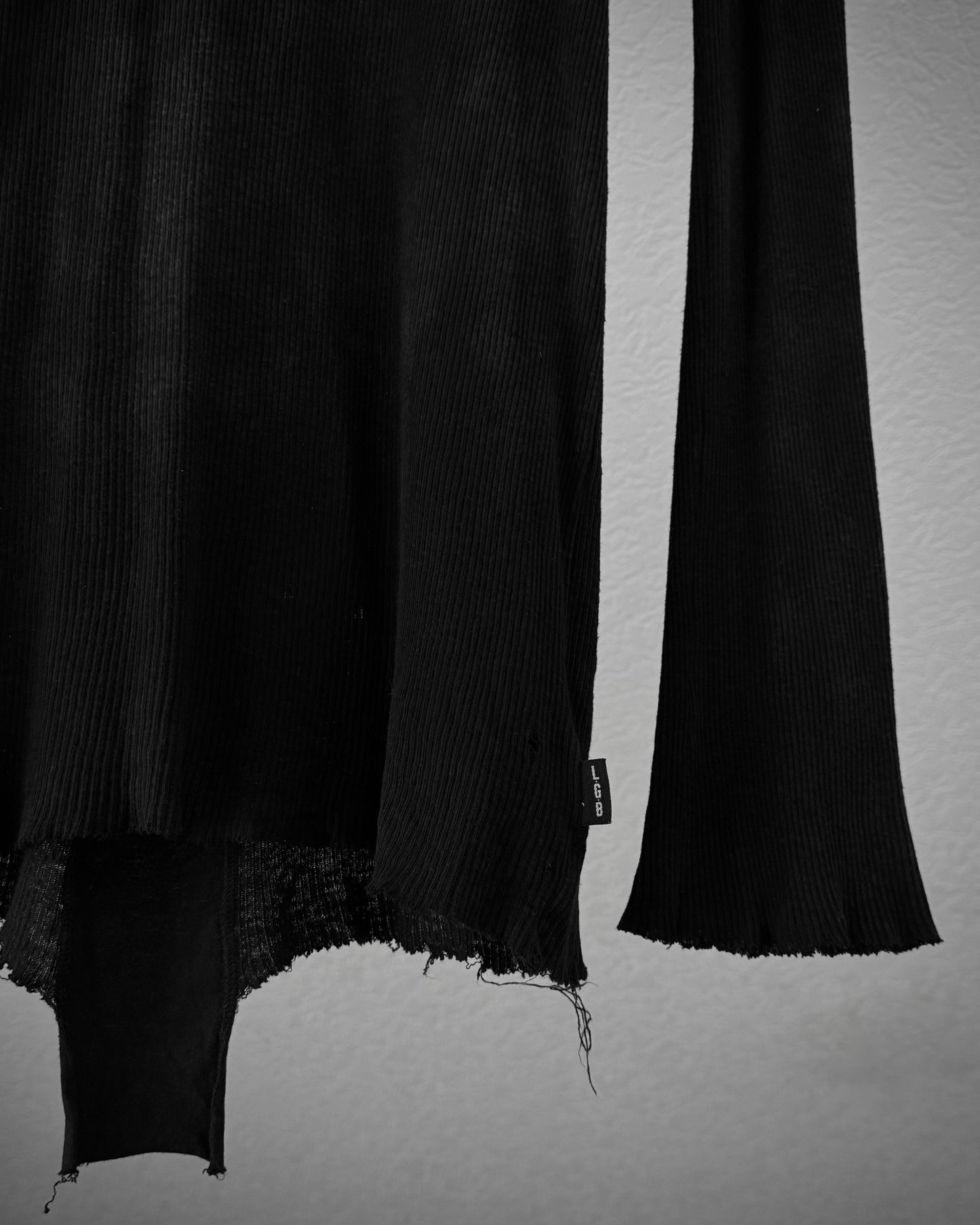 L.G.B. Back Cross Ribbed Longsleeve