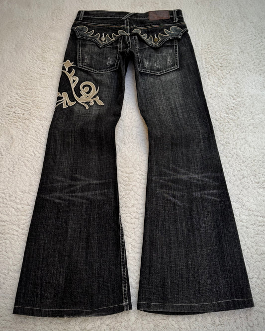 Tornado Mart Tribal Embroidery Flared Jeans