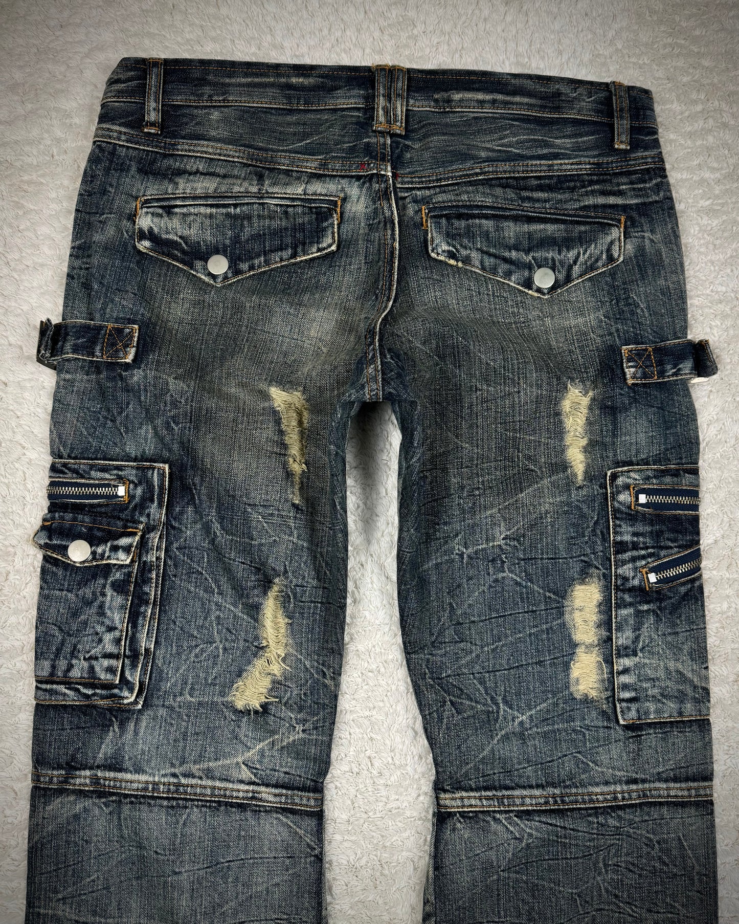 Semantic Design Multi-Pocket Zippered Flared Jeans