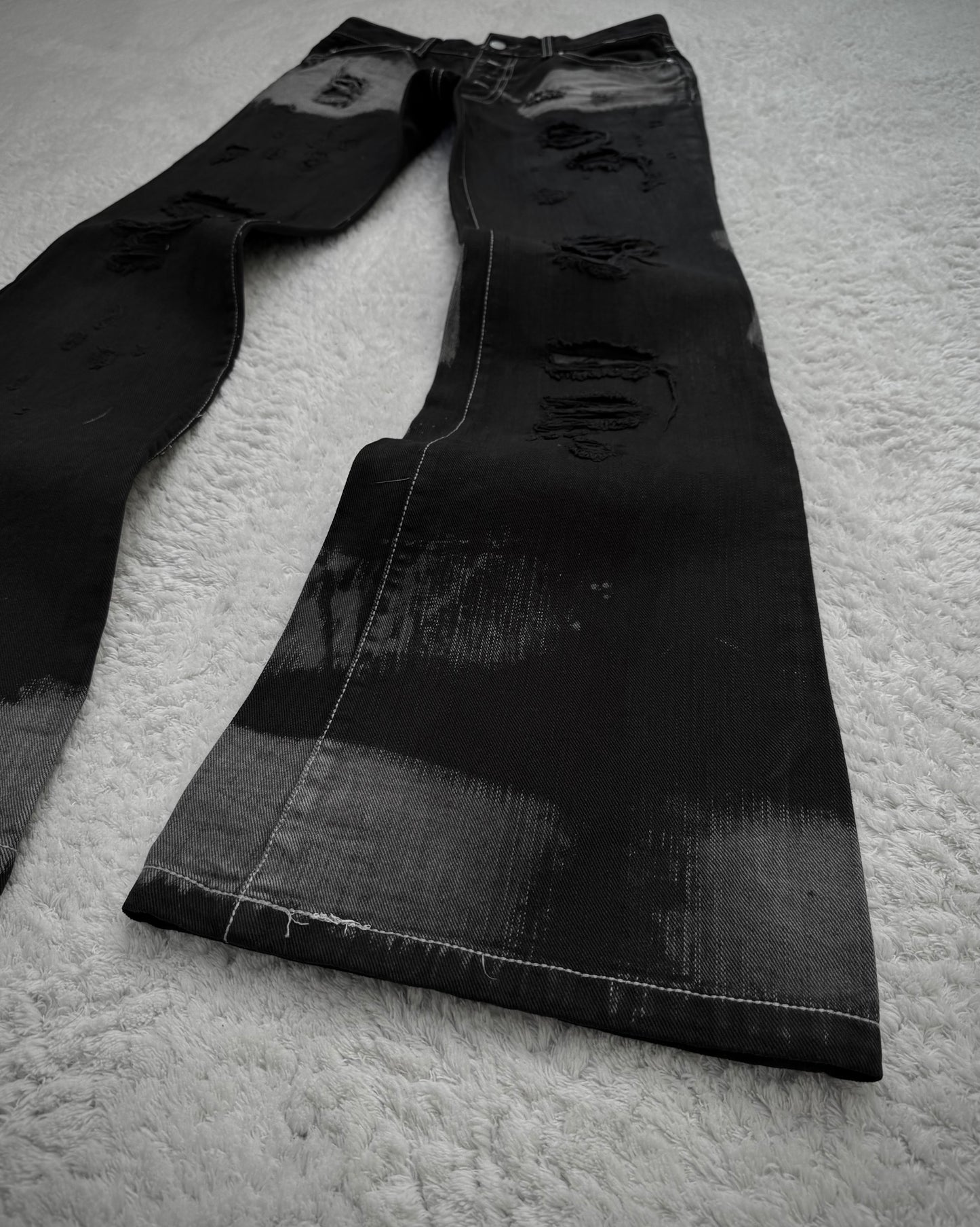 Tornado Mart Contrast Washed Flared Jeans