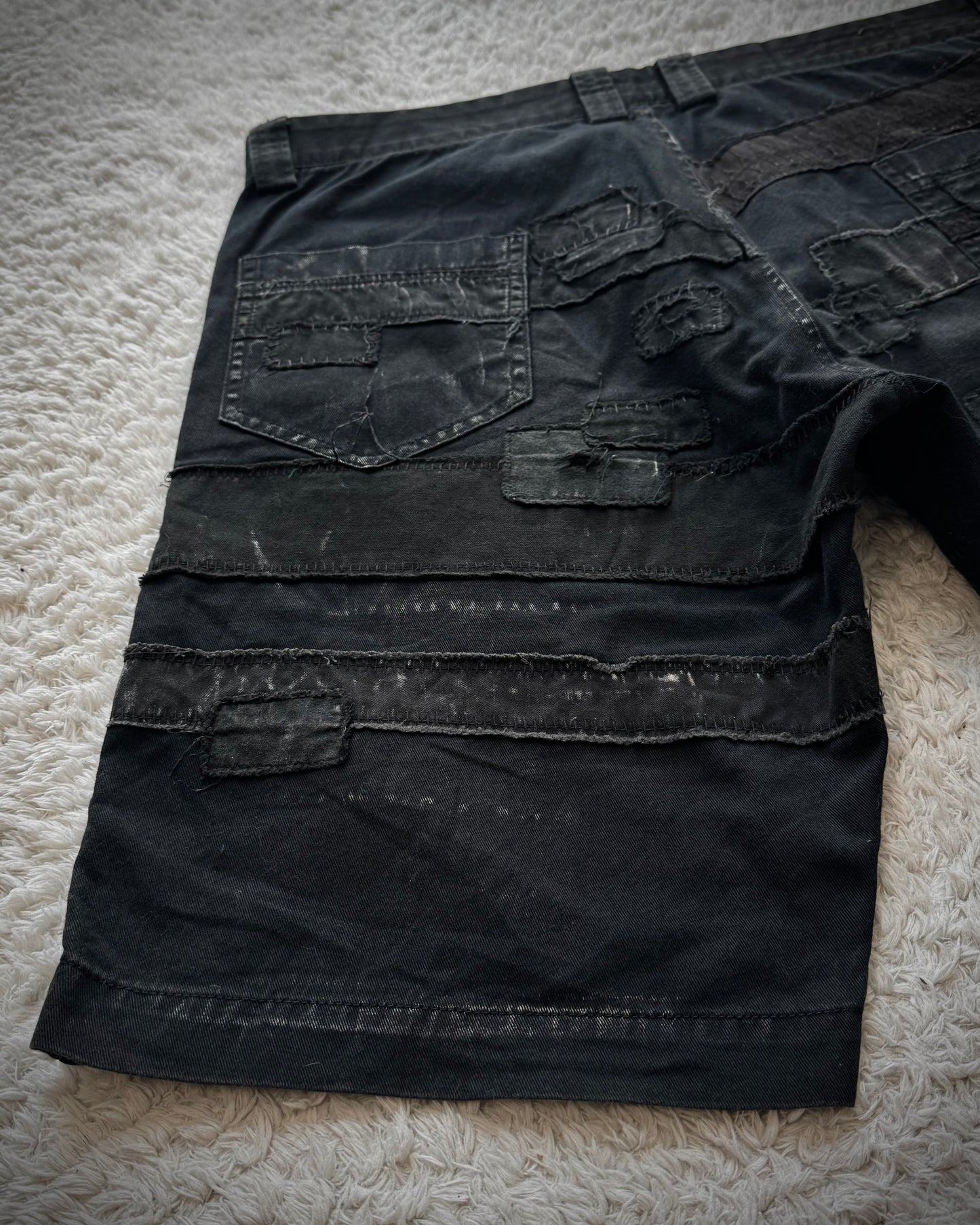 Cartridge Case222 Scab Shorts
