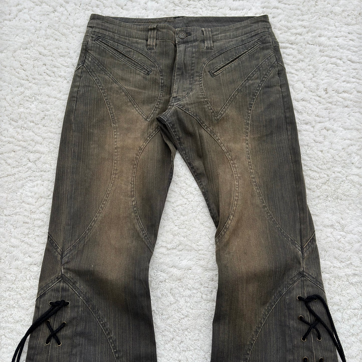 Tornado Mart Mud Wash Flared Lace-Up Jeans