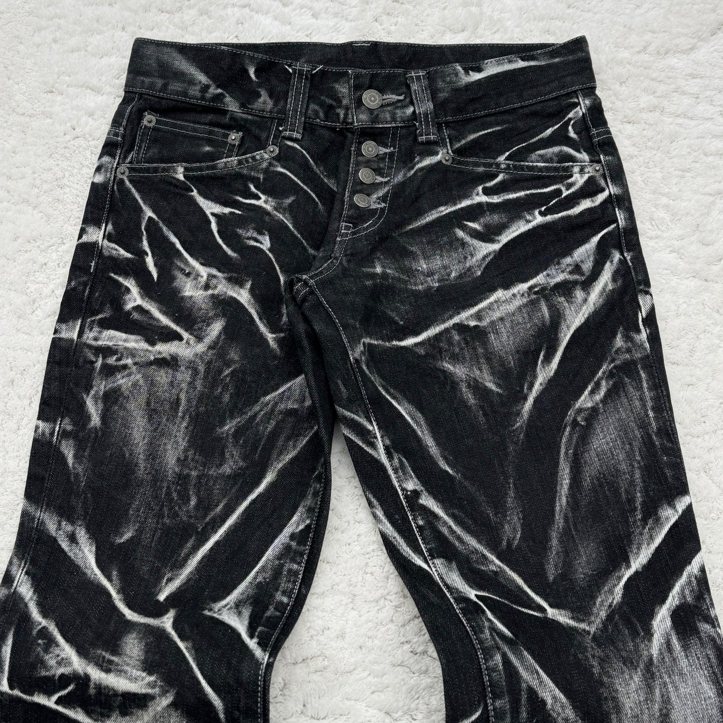 Tornado Mart „Shattered Glass“ Flared Jeans