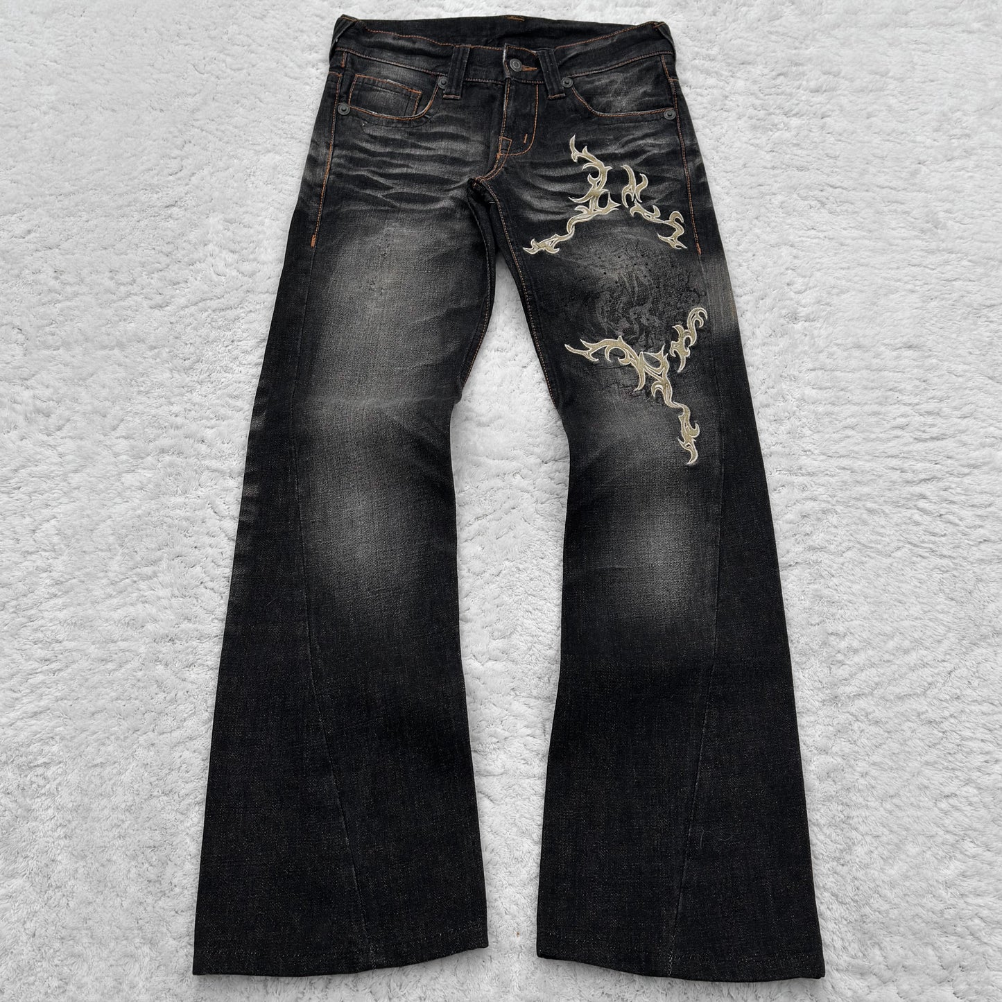 Tornado Mart Tribal Embroidery Spiral Flared Jeans