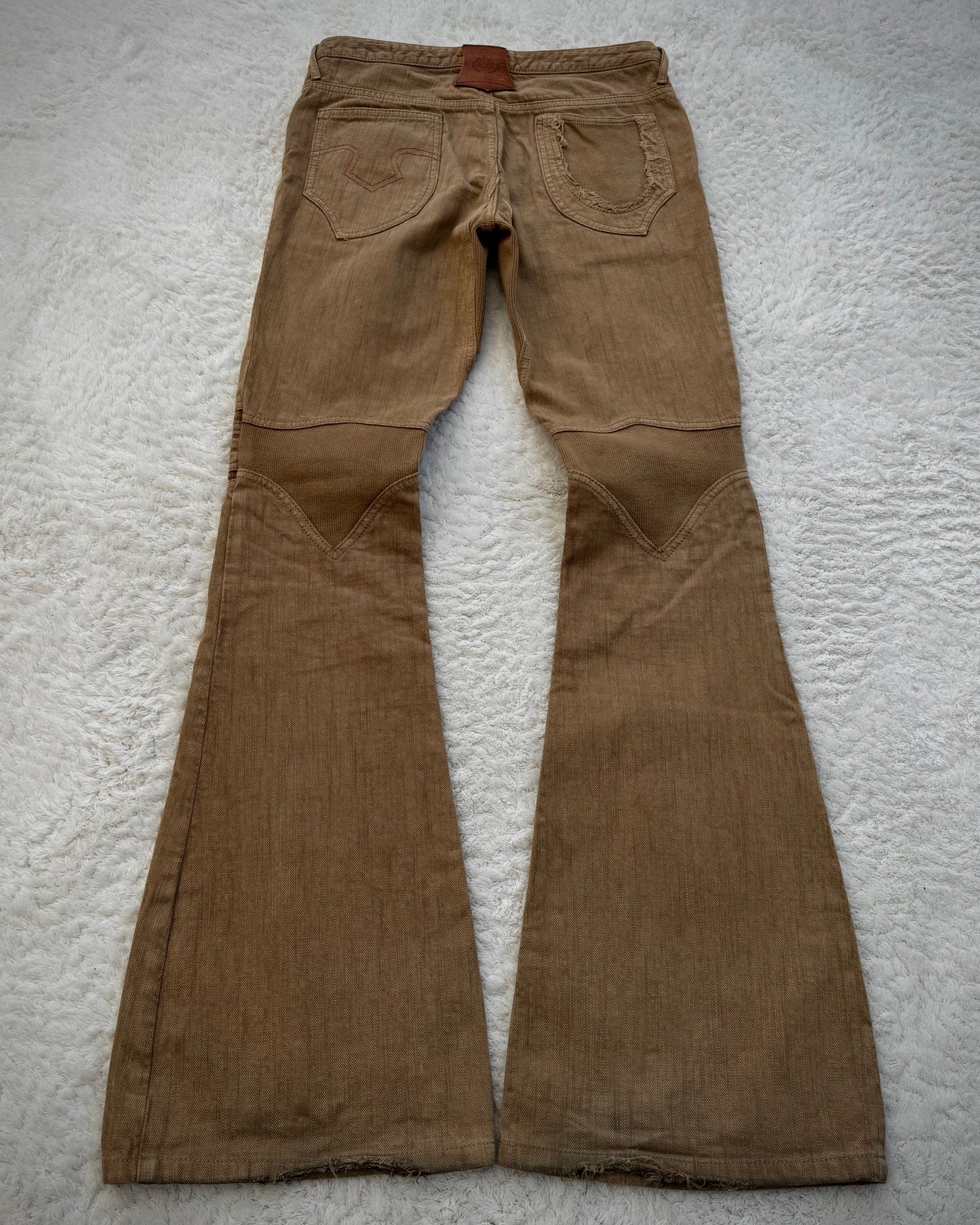 Obelisk Sand Washed Sword Knee Rib Detailed Flared Jeans