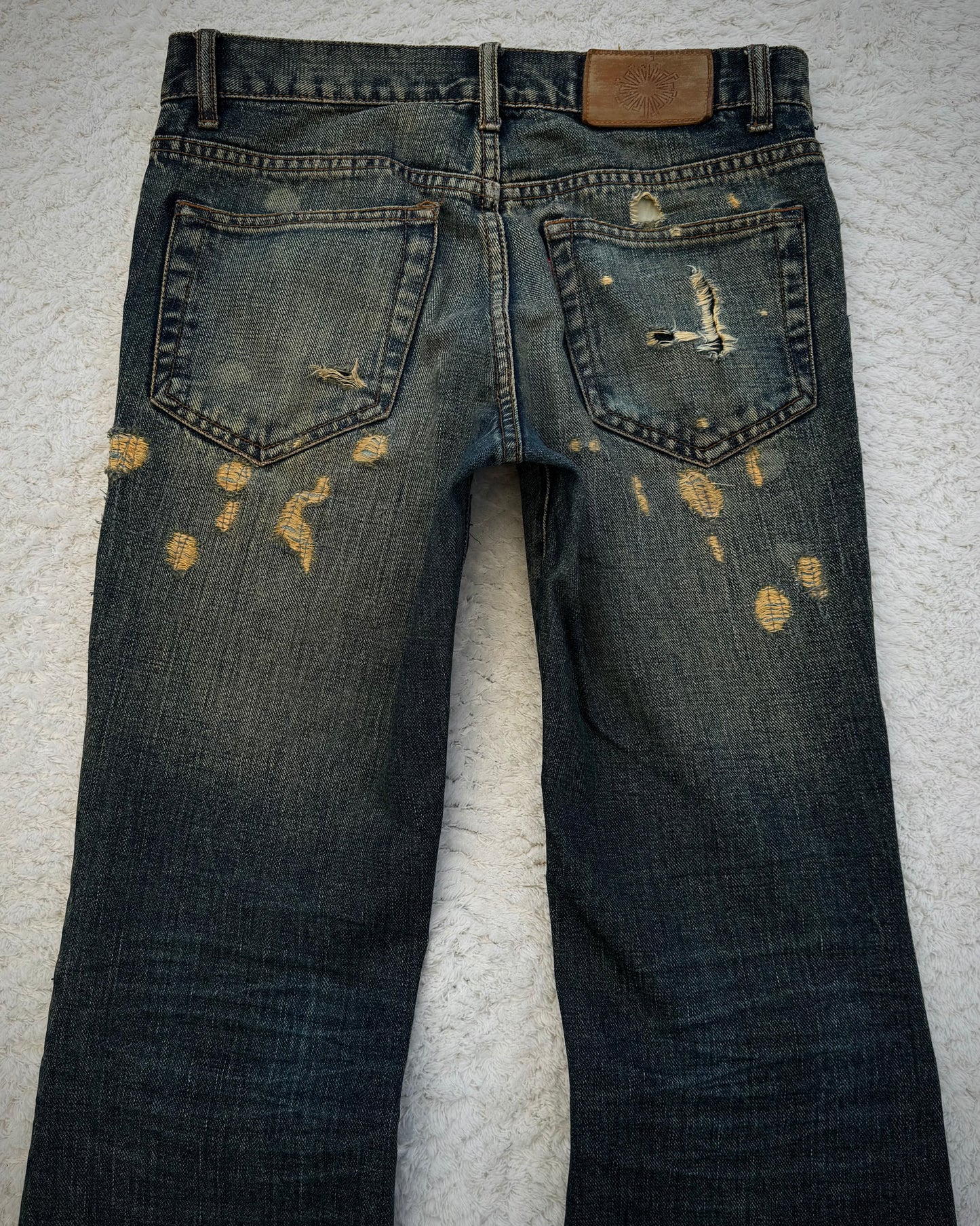 Tornado Mart Mud Washed Repaired Distressing Flared Jeans