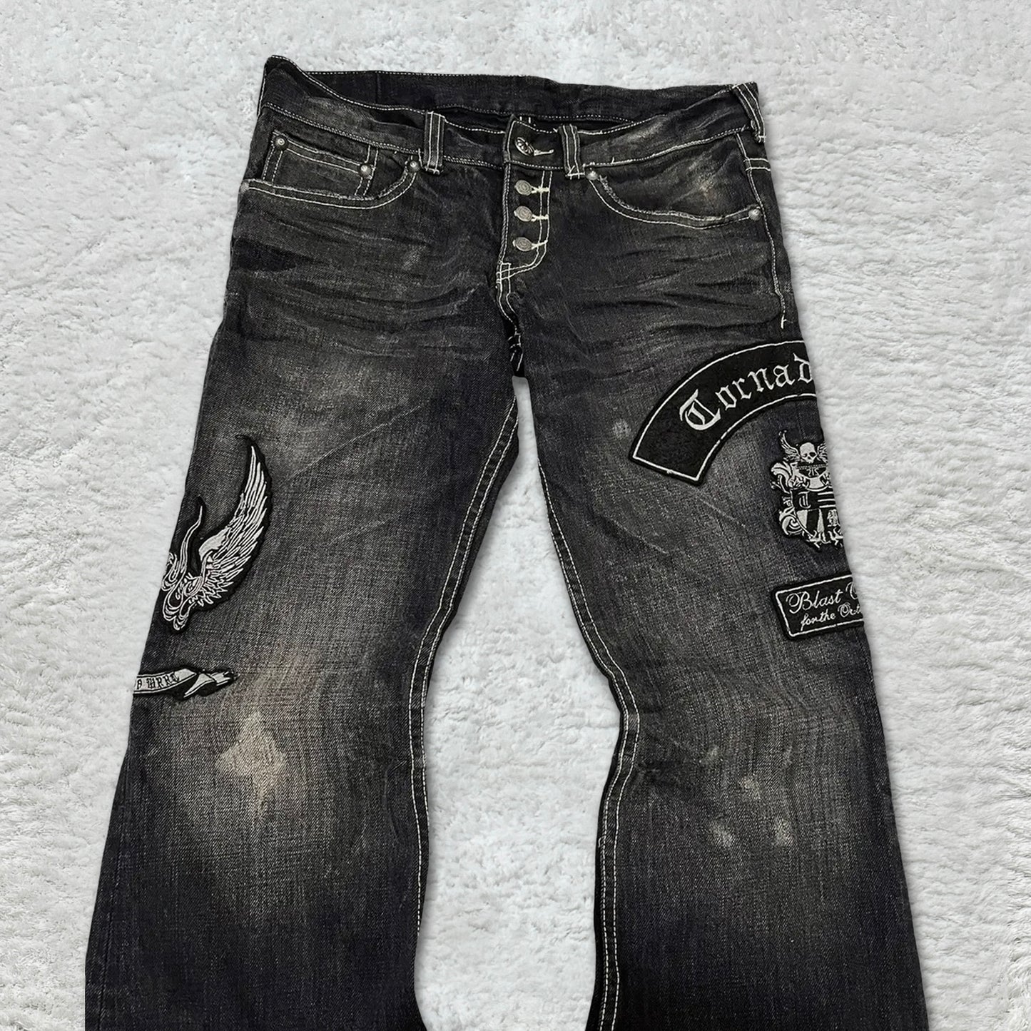 Tornado Mart Embroidery Patches Flared Jeans