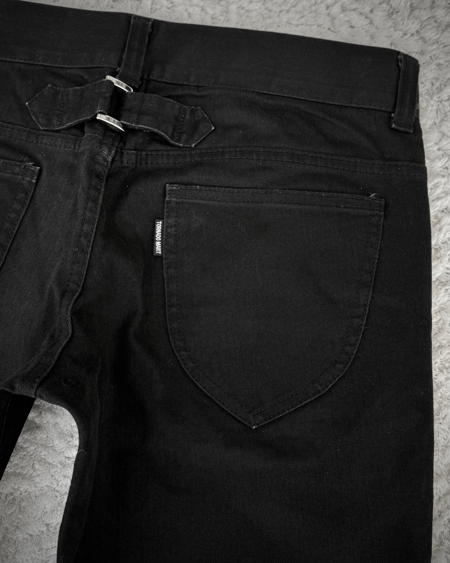 Tornado Mart Tribal Embroider Flared Jeans