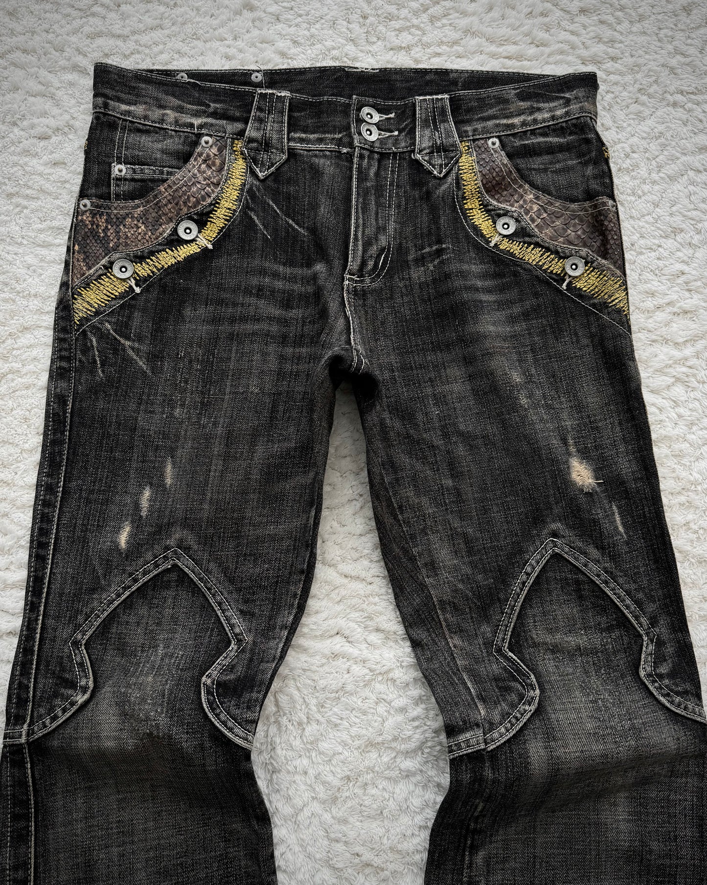 Semantic Design Python Detailed Sword Knee Flared Jeans