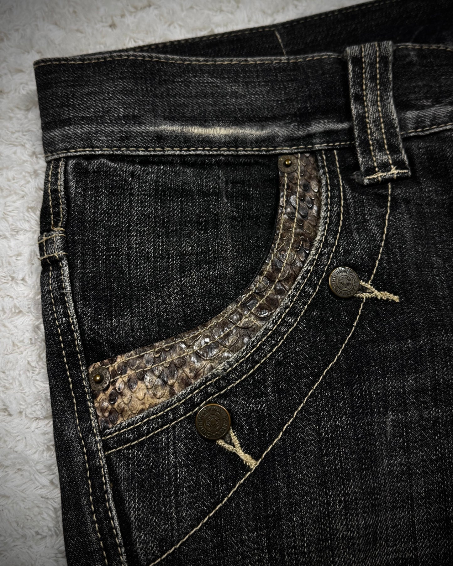 Tornado Mart Python Detailed Distressed Spiral Flared Jeans