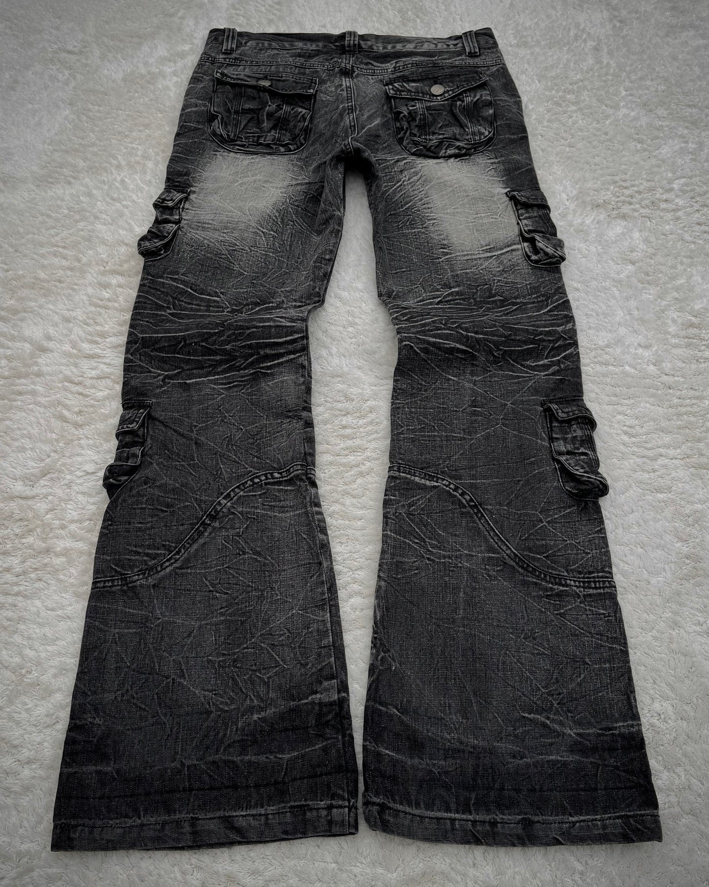 Lowbox Heavy Washed Flared Cargo Pants