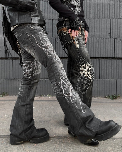 Tornado Mart Tribal Embroidery Flared Jeans