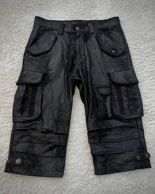 Tornado Mart Textured Gas Mask Cargo Shorts