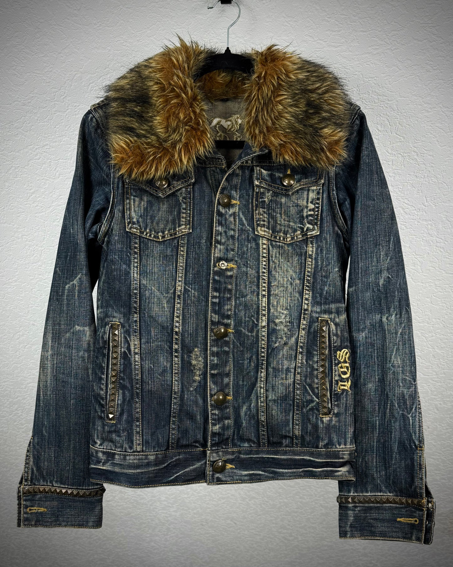 Lagust Studded Fur Collar Denim Jacket