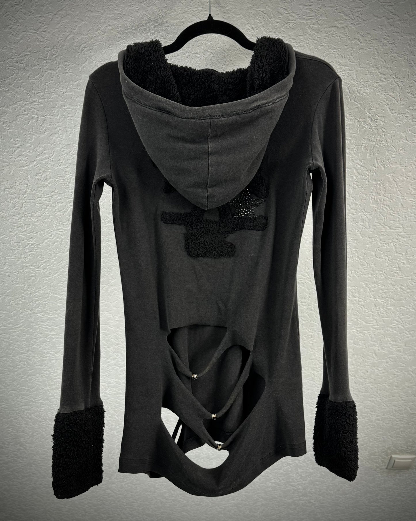 Heaven & Earth Pierced Distressing Skull Hoodie