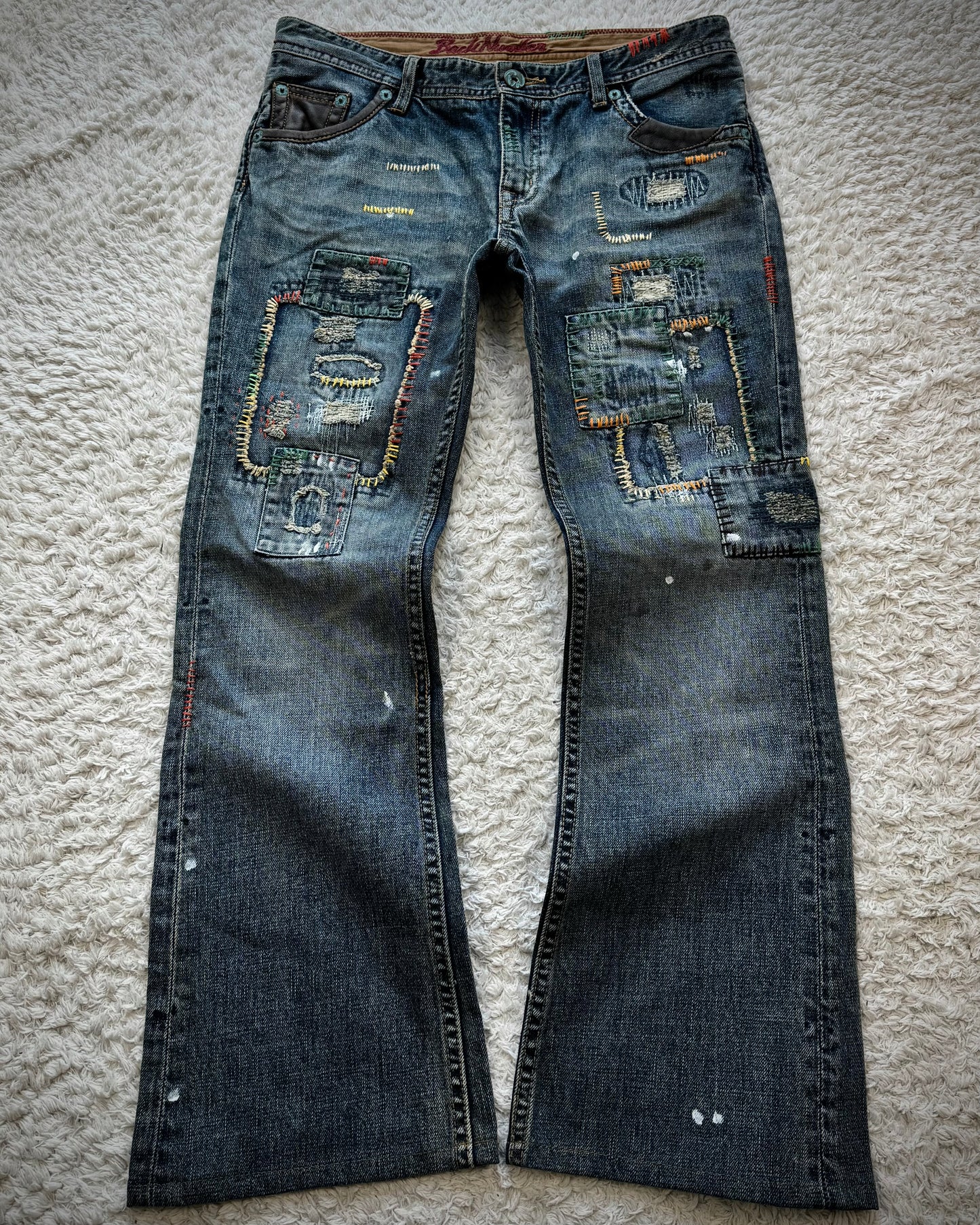 Back Number Scar Stitched Flared Jeans