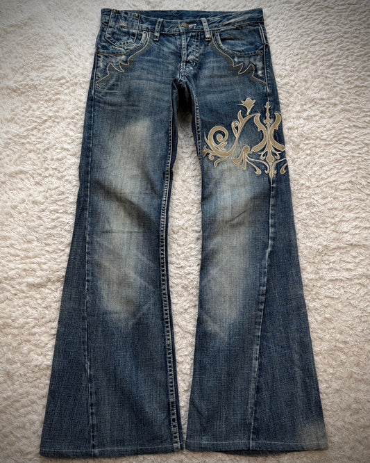 Tornado Mart Tribal Embroidery Spiral Flared Jeans