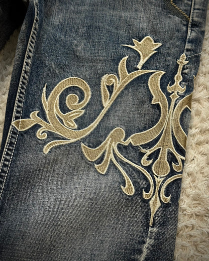 Tornado Mart Tribal Embroidery Spiral Flared Jeans