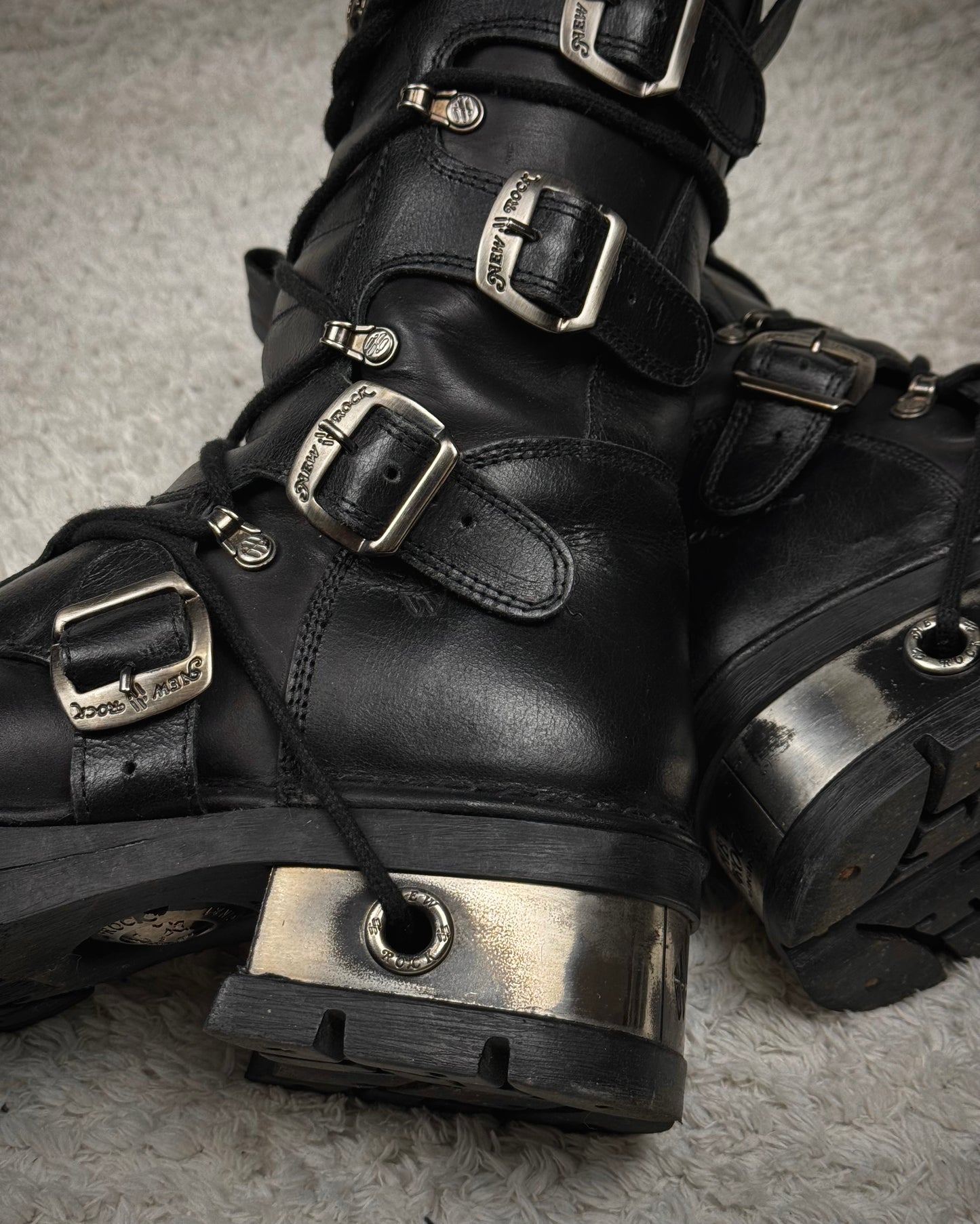 New Rock Laced Steel Heel Leather Boots