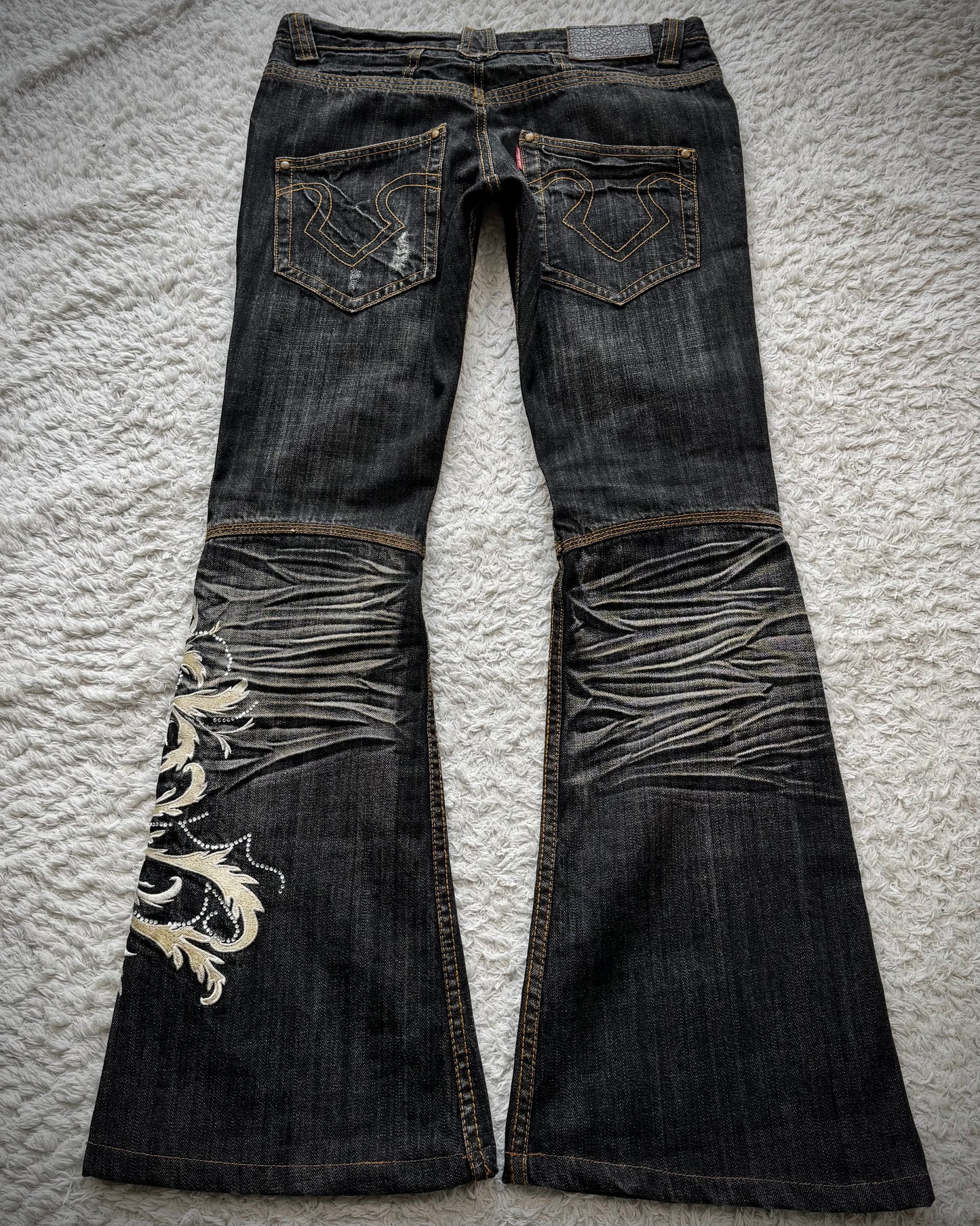 Tornado Mart Tribal Tattoo Embroidery Flared Jeans