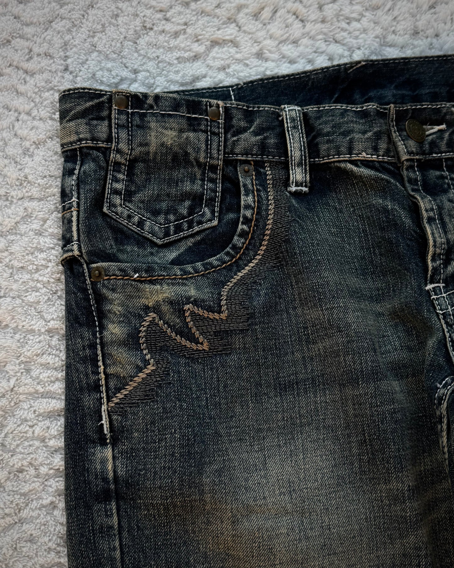 Tornado Mart „Tribal“ Embroidery Flared Jeans
