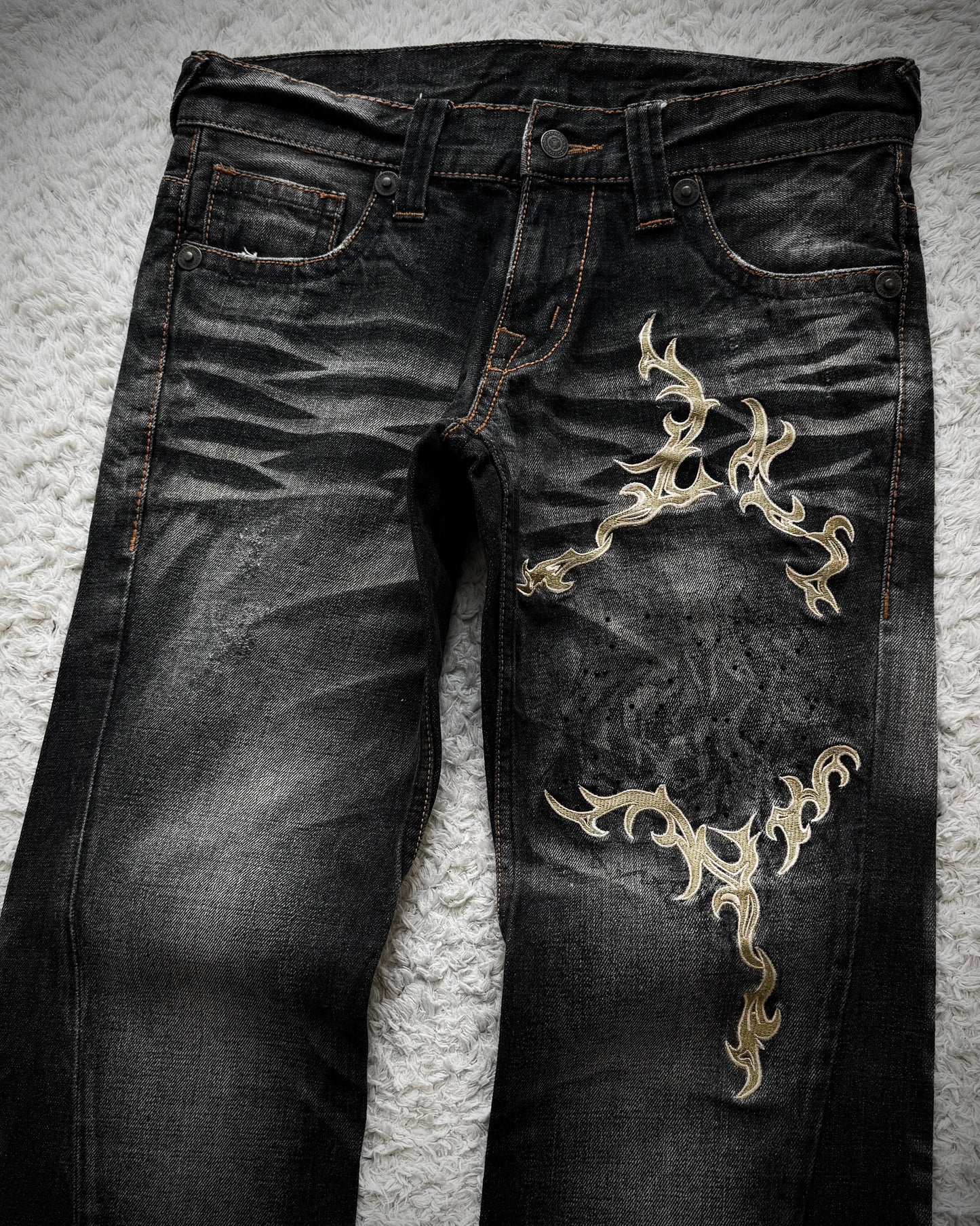 Tornado Mart Tribal Embroidery Whiskered Spiral Flared Jeans