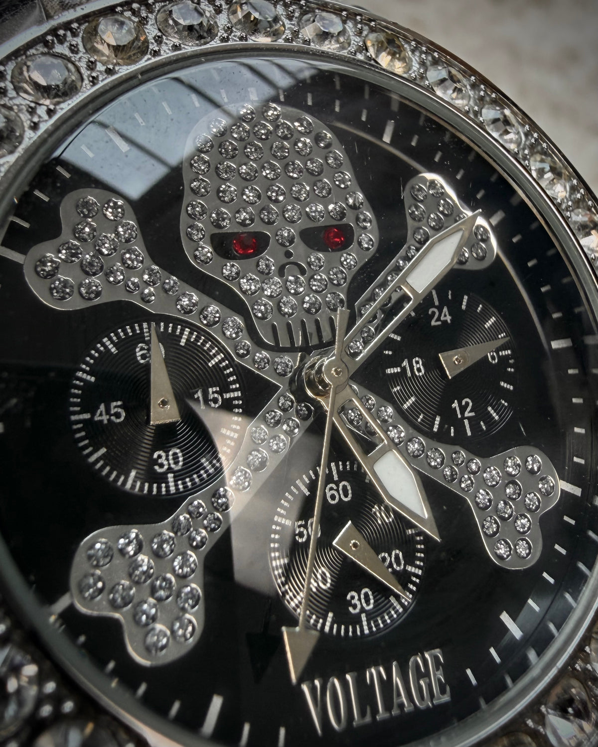 Voltage Skull Crystal Python Detailed Watch