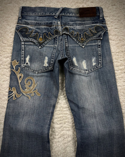 Tornado Mart Tribal Embroidery Flared Jeans