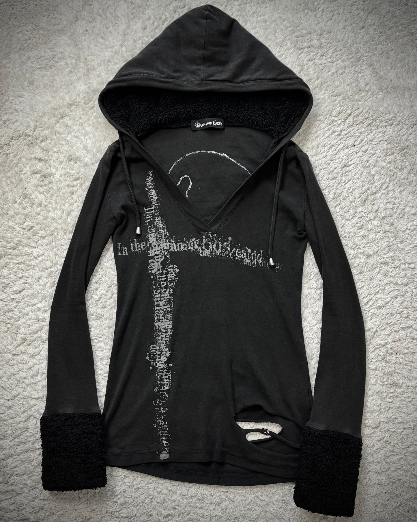 Heaven & Earth Pierced Distressing Skull Hoodie