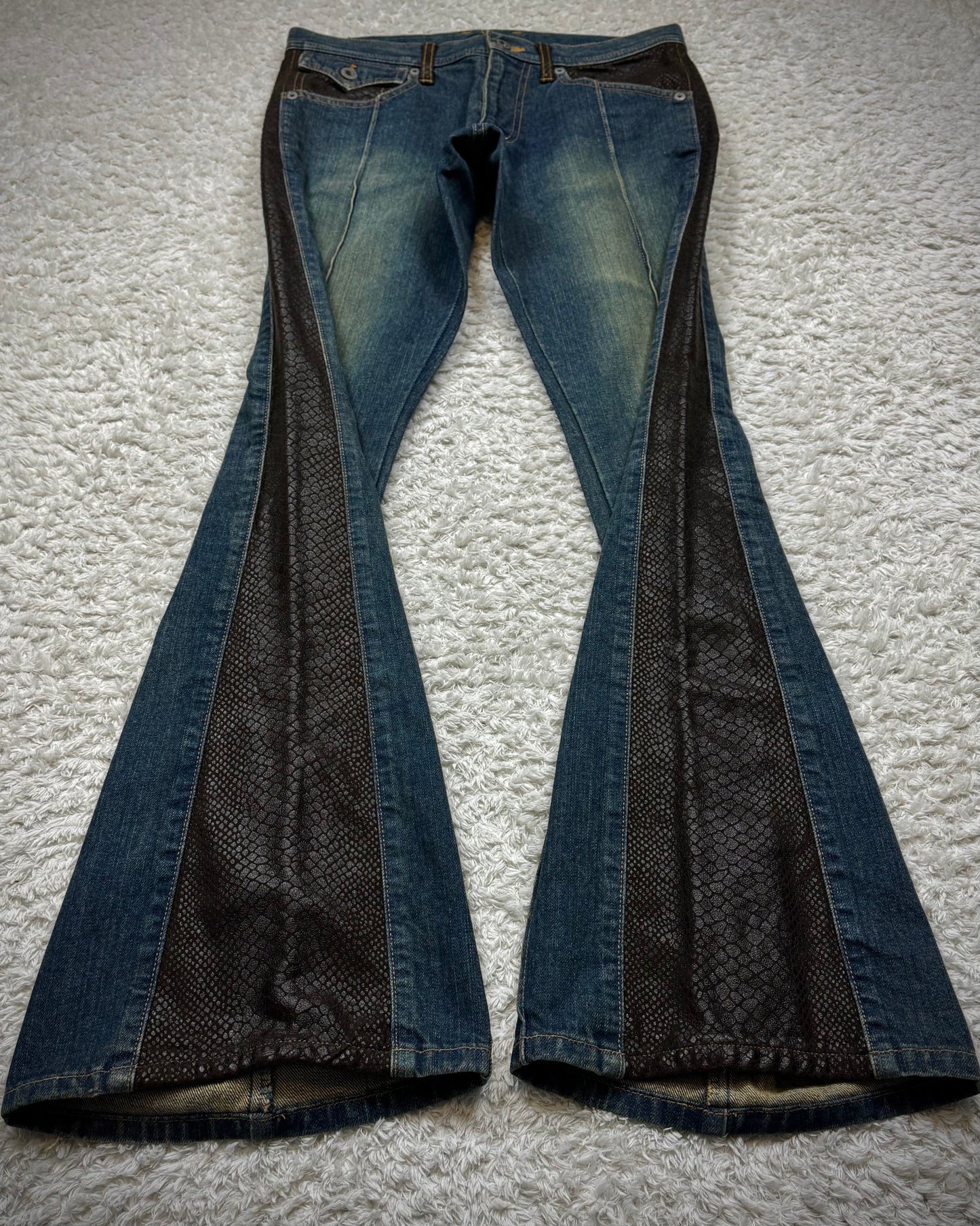 Morgan Homme Python Shimmer Mud Washed Flared Jeans