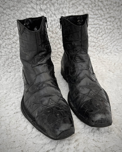 Bata Crocodile Pointed Toe Leather Boots