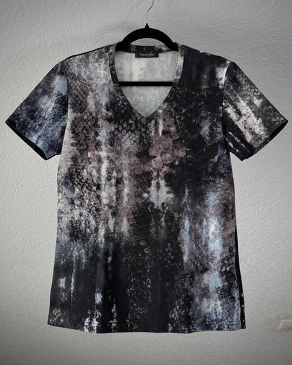 Tornado Mart Abstract Snakeskin Pattern T-Shirt