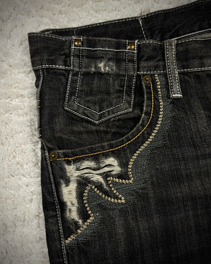 Tornado Mart Tribal Embroidery Flared Jeans